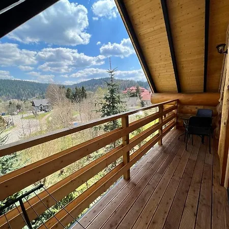 Jedlina - Naturalny Dom Z Bali Jodlowych Cisna Exterior foto